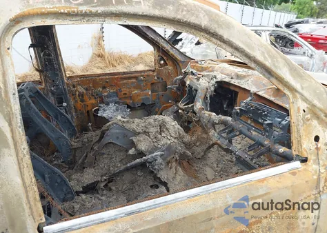 2007 GMC Yukon Sle z USA, uszkodzony, nr VIN 1GKFC13077J137495